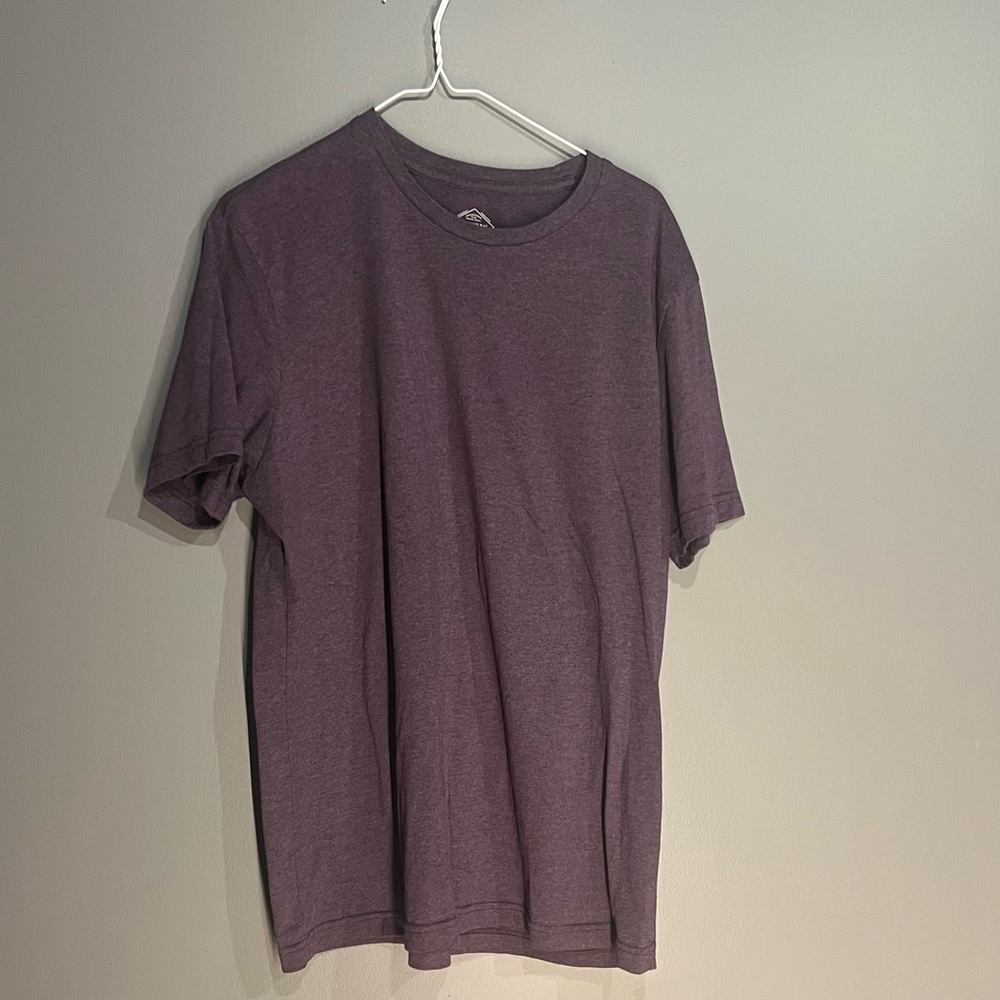 Men’s purple t-shirt